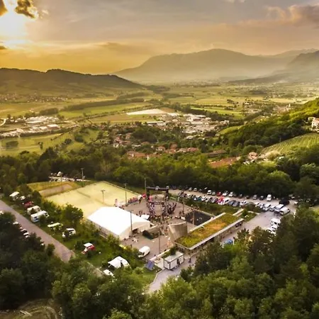 Kamp Kamp Tura- Pitch Only