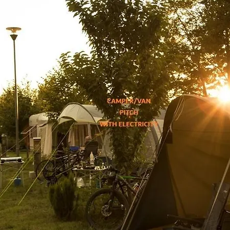 אתר קמפינג Kamp Tura- Pitch Only *