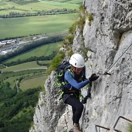 Kamp Tura- Pitch Only * ויפאבה